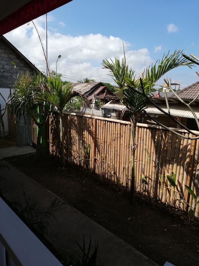 Kakiang Homestay Nusa Lembongan  Exterior photo